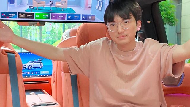 现在的车都这么夸张了吗？是车还是会客厅？