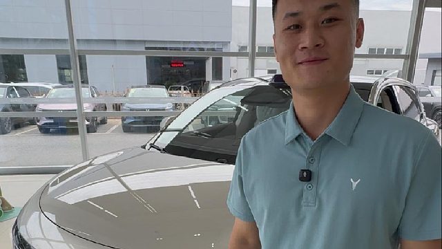 400万在岚图能买什么车…