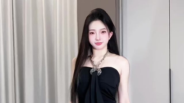 反正都是早晚的事儿，所以我建议你早点喜欢我