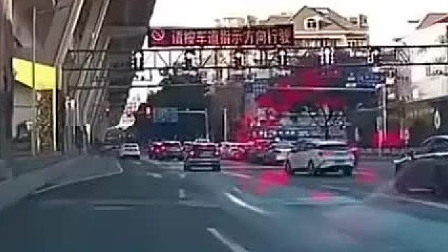 有点厉害了，劫警车