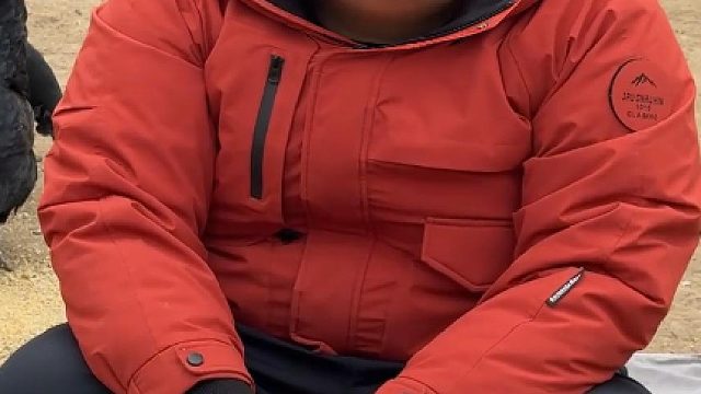 别再找普通鸡蛋啦！咱家散养乌鸡下的蛋，营养足味道鲜，明天解锁，等你来尝鲜～