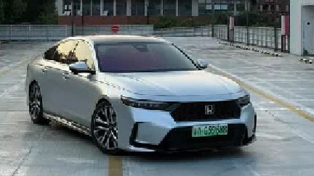 第一视角体验十一代雅阁更换日规轮毂