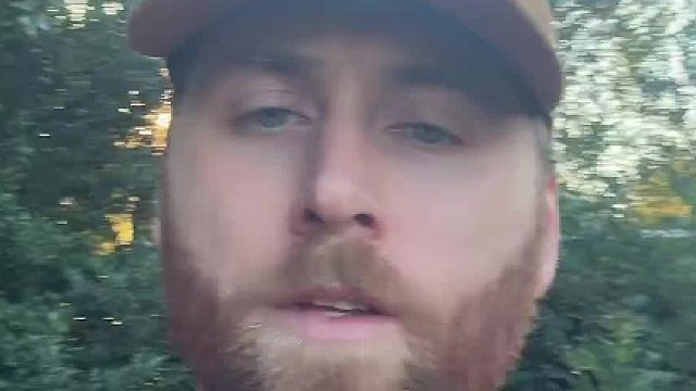 美国小伙深入思考中国共同富裕才懂：从8亿脱贫到2050强国，中国崛起真的震撼世界