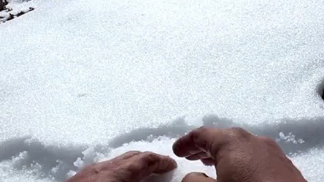 战斧牛排 蘑菇炒 辣烤鸡 流水不争先，争的是滔滔不绝