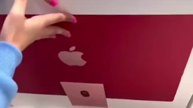 外国小姐姐的，粉色是真的很有少女心了