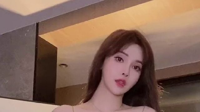 下雨了 所有的记忆都是潮湿的