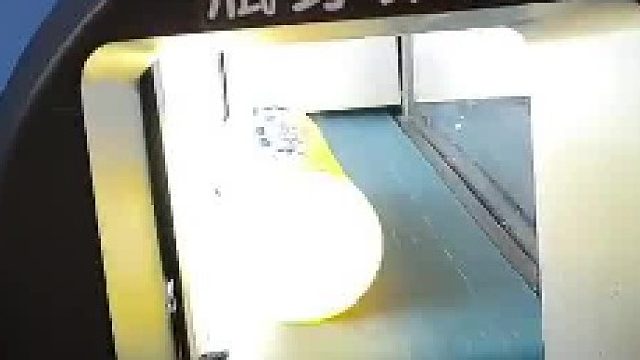 告诉你需要透明无颜色，自己眼睛不好使