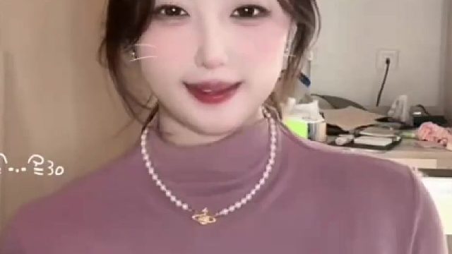 可可爱爱的大学生