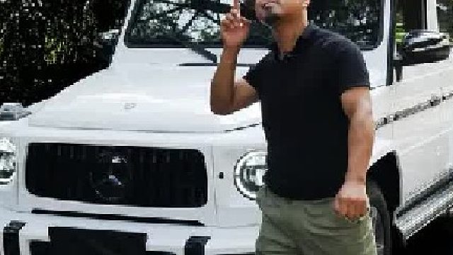 十年老奔驰爆改“新款G63”，能有多帅~