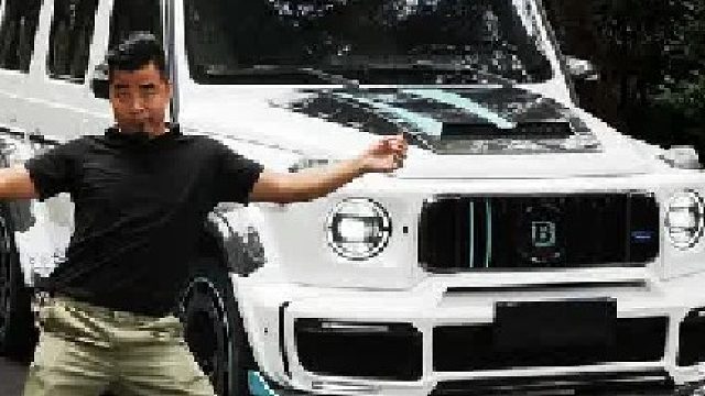 奔驰大G爆改G900火箭版，能有多帅~