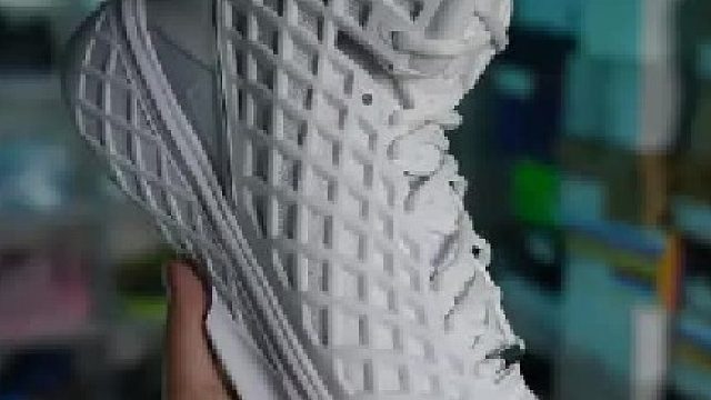 KOBE 3 PROTRO开箱 依旧底不平的PROTRO系列