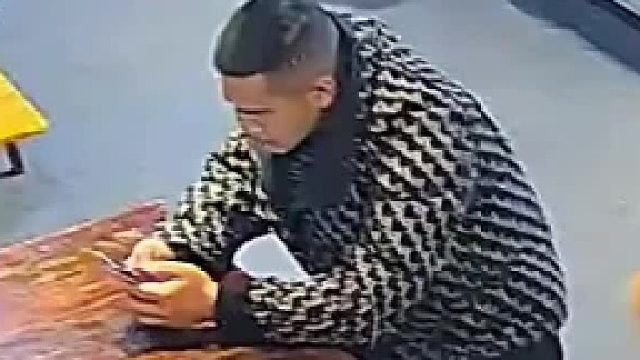 宁愿相信碗漏了，也没怀疑面没放[捂脸]