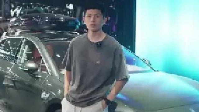 鸿蒙智行全新豪华智能旅行车，可城可野，一车全搞定