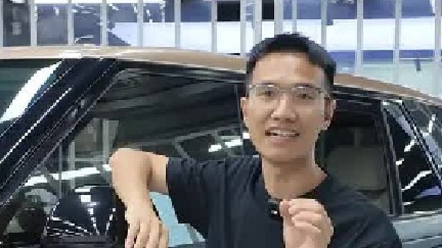 揽胜盛世升级到300万的sv四座顶配  到底智商税 还是性价比之王？