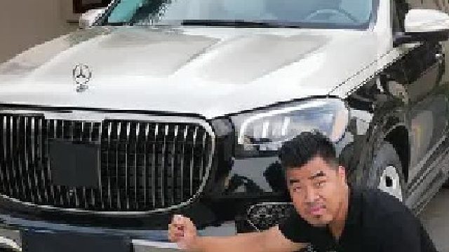 奔驰GLS450改“迈巴赫”，能有多帅~