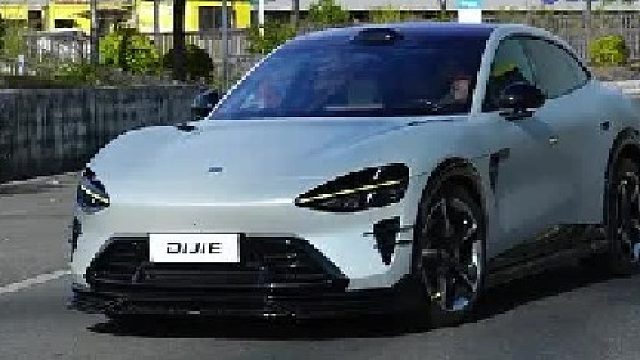 二十岁开小米应该没烦恼吧