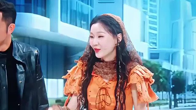 居然学的一模一样