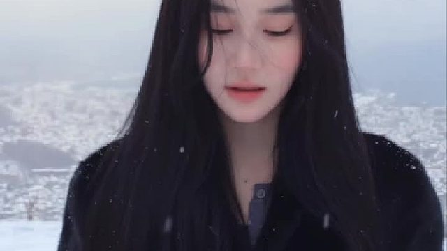 只会安慰别人，不会安慰自己