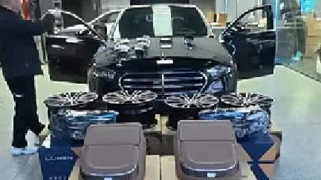 第一视角体验奔驰e300豪华版2万 预算升级案例