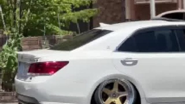 丰田第14代皇冠运动版grs214