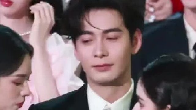 陈星旭：我还在呢 周也 王玉雯 陈星旭 三人行必有……！