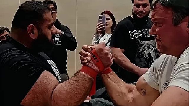 这次德文不像演的