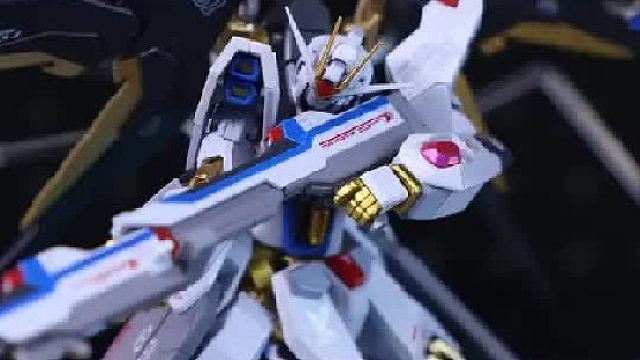 万代又双叒来换色了