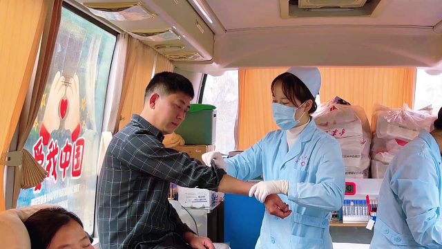 第一次去献血，心情好紧张，不知道要抽多少升