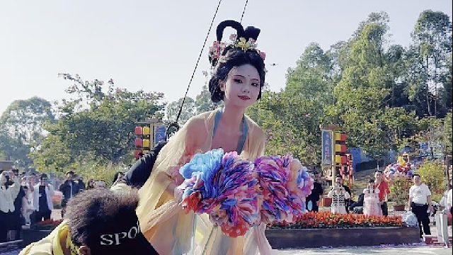 明媚自由，步履生花，元旦假期来东莞观音山体验飞天威亚，心动