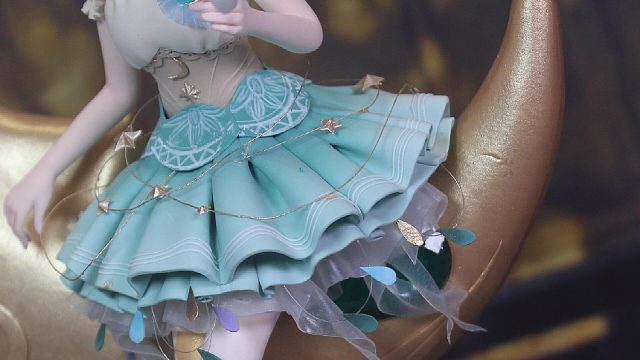 当舞女穿上琉璃的月光