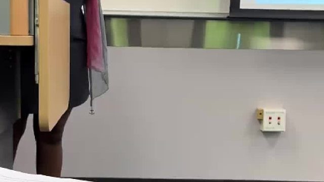 从国内带来的卫龙辣条给佐治亚理工老师品尝