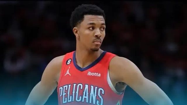 他就是鹈鹕队有着小杜兰特之称的墨菲！