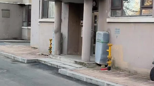 东北独身女和爸妈住隔壁是什么爽剧啊