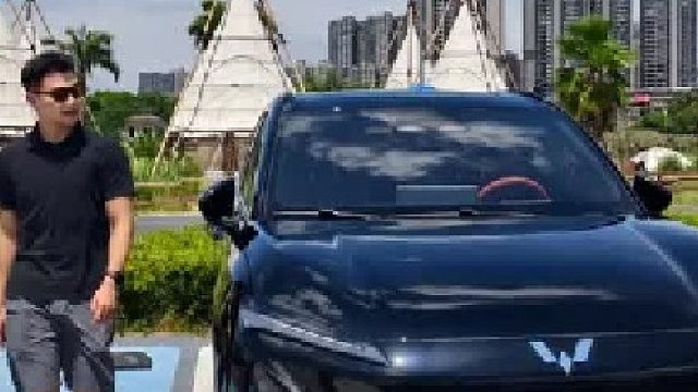 能装得下琐碎，也能跑得过匆忙，这是一台懂你的车