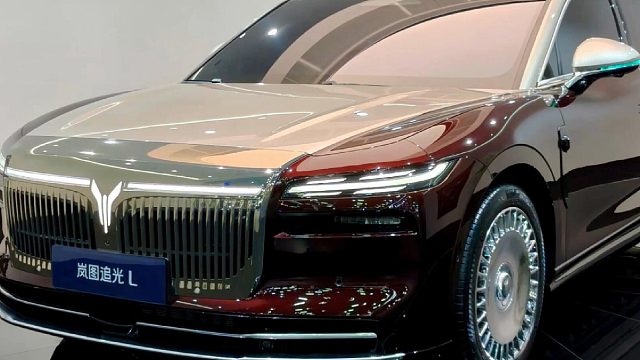 岚图追光L一个字评价：活明白了！