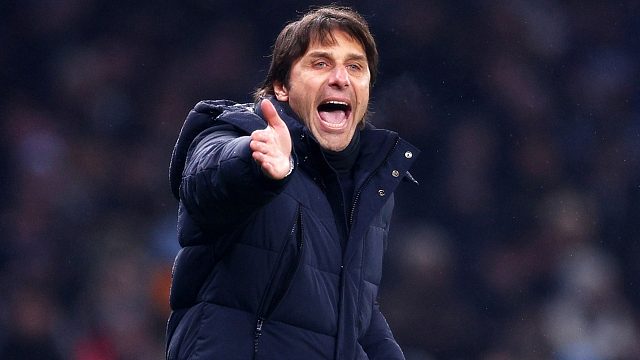 孔蒂名场面！不满判罚怒喷主裁：干得好，为什么总是你？