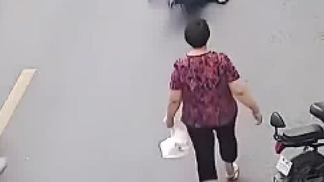 不是只要是在骑行中的车是不会被锁的吗