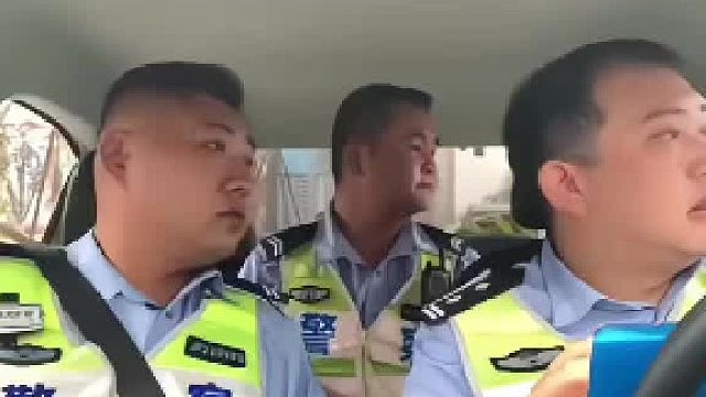 这车牌多少有点侮辱人的意思了。