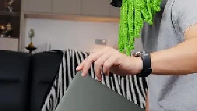 这款只有处理器不同的荣耀轻薄本，完全是两个产品好不好