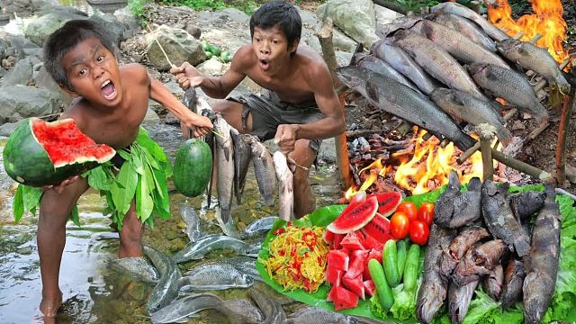 原始科技-发现食物遇上西瓜煮鱼吃秀