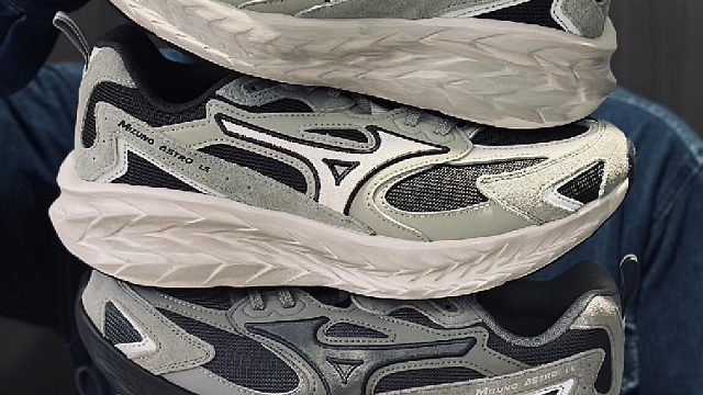 秋天的第一双鞋｜凭什么是它