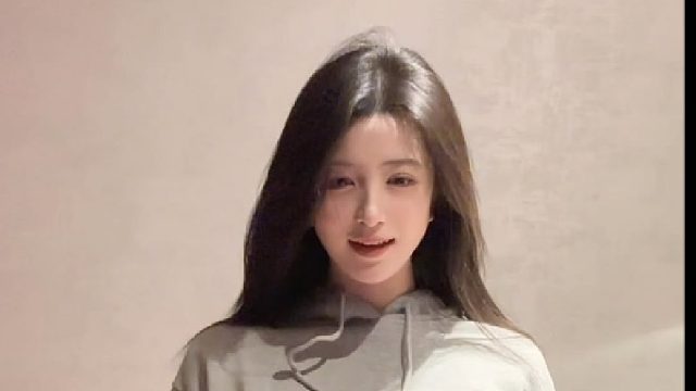 目光锁定，你已无处可逃。