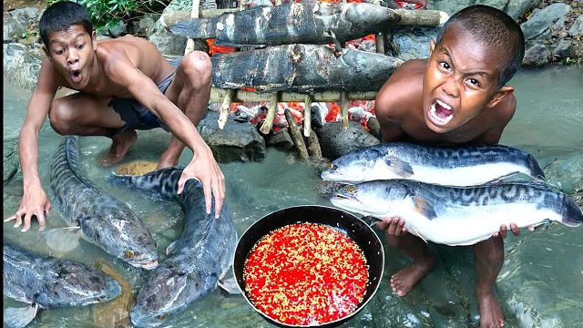 原始技术-在watterfull钓大鱼-烹饪吃秀美味