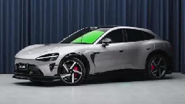 感觉原车太圆润了 小米YU7升级DJ包围套件 底盘灯 迎宾灯 升级完成整车运动感就来了