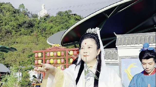 东莞观音山愿您新的一年，阳光满路，温暖如初，事业有成！