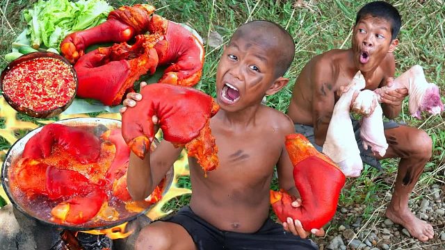 原始技术-猪腿烹饪新食谱-吃得美味