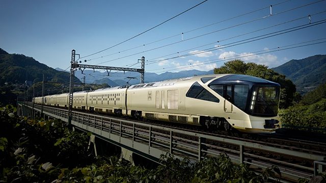 仙女座号和四季岛号亮相 JR东日本东京上野站在来线列车发车集合