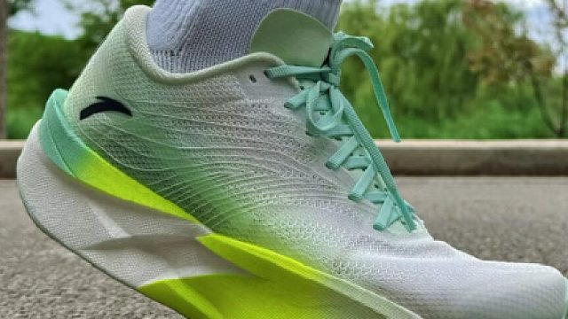 难道只有我一个人觉得硬？