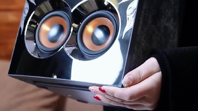 客厅秒变私人影院！DOSS乐宴全景声音响这波声场绝了