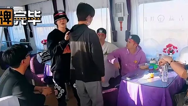 看一遍笑一遍 了